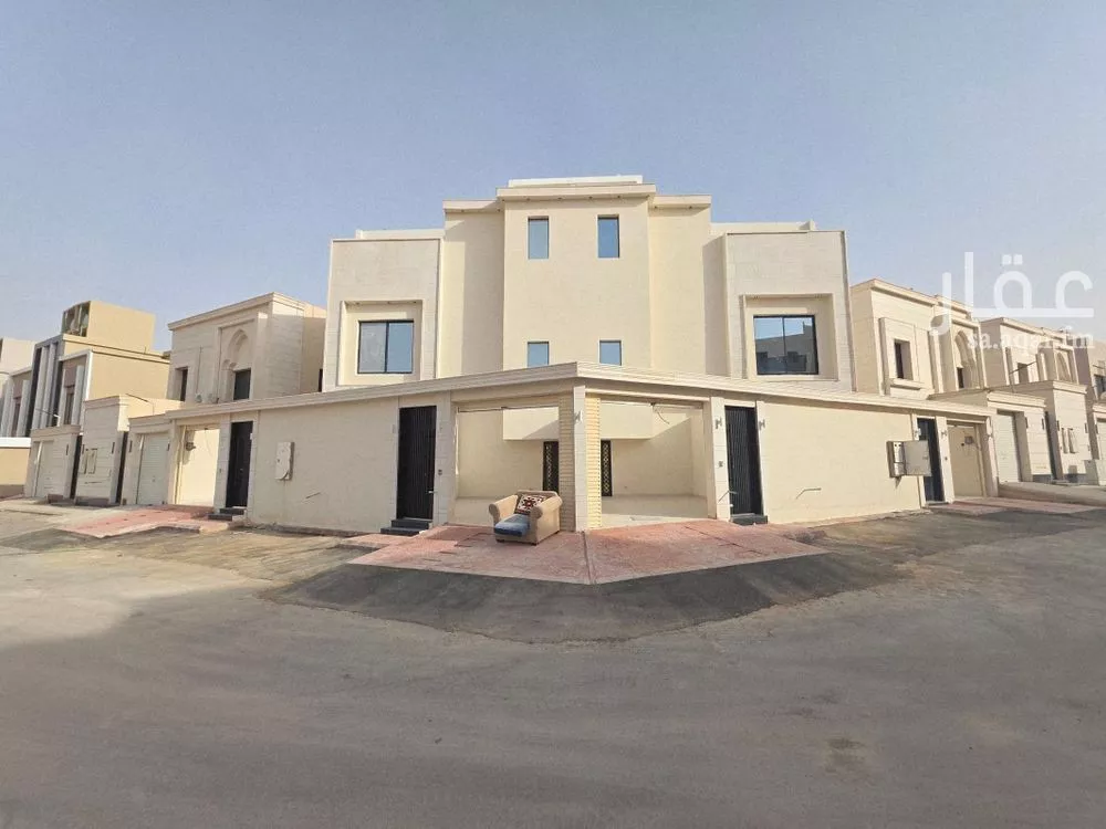 6 bedroom villa in Badr 2