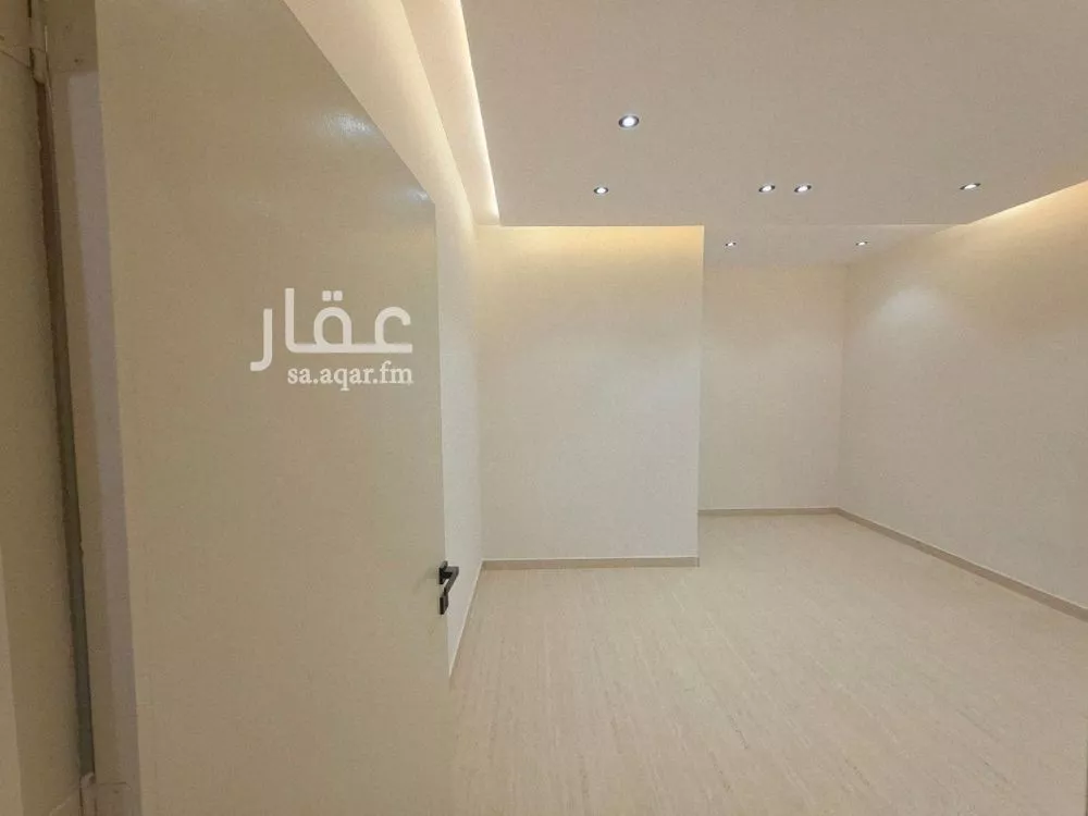 6 bedroom villa in Badr 8