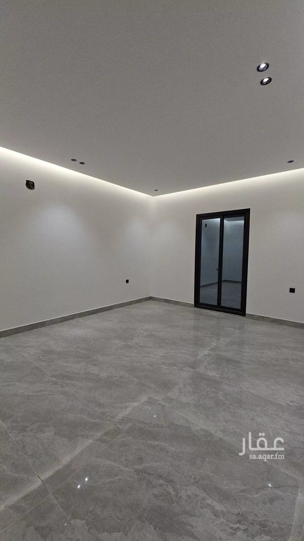 6 bedroom villa in Dhahrat Laban 12