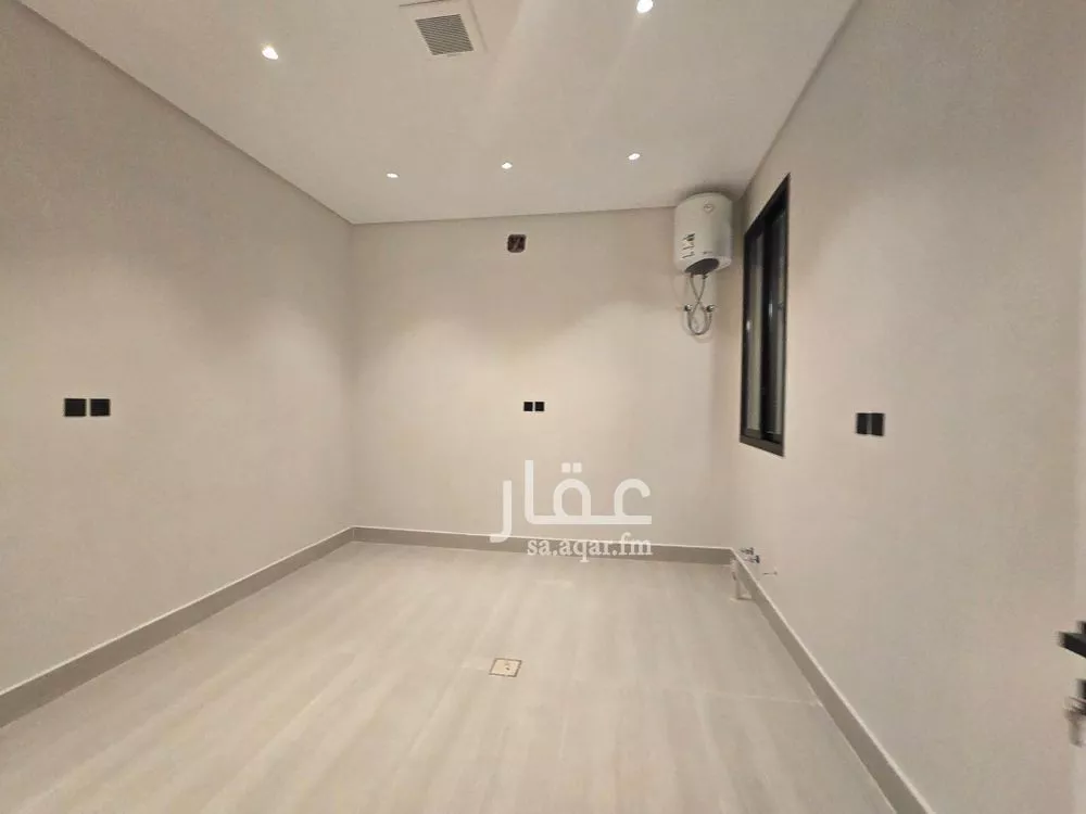 فيلا 5 غرف في طويق 4