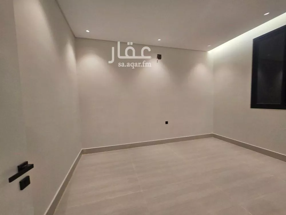 فيلا 5 غرف في طويق 8