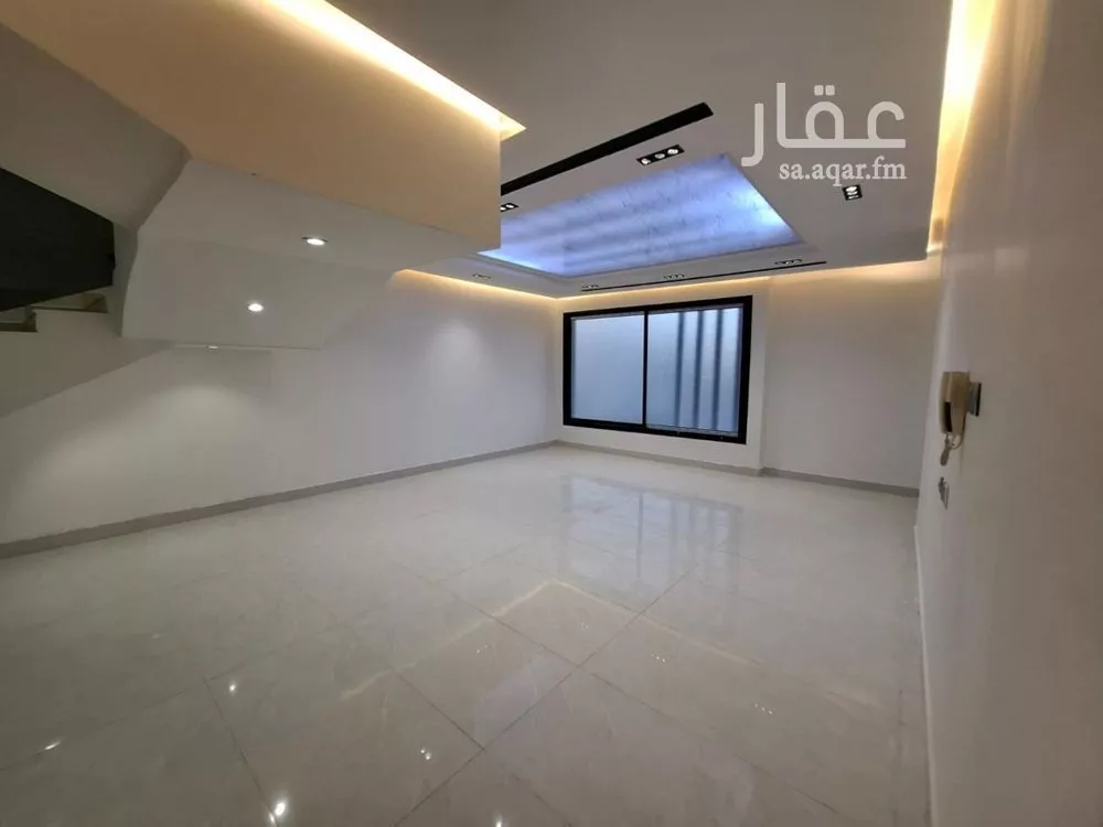 فيلا 5 غرف في بدر 15