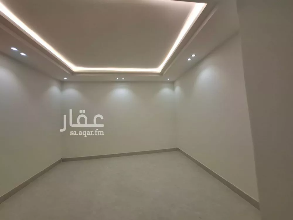 فيلا 5 غرف في بدر 20