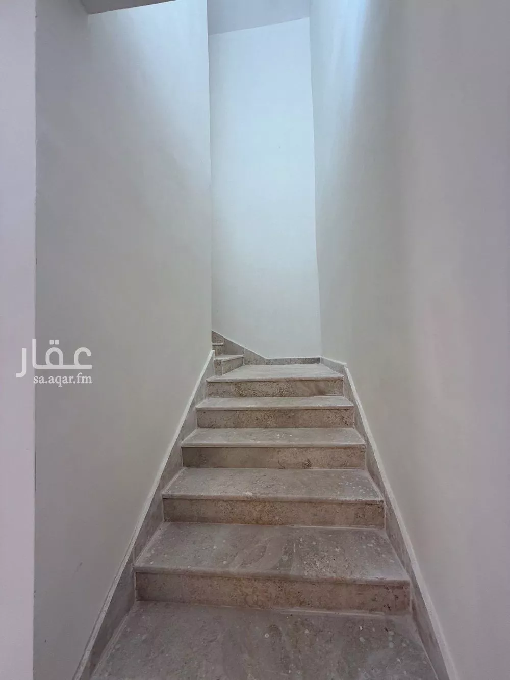 فيلا 7 غرف في طويق 14
