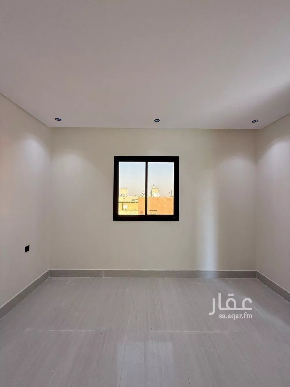 فيلا 7 غرف في طويق 22