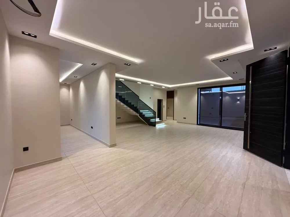 4 bedroom villa in Al Aridh 5