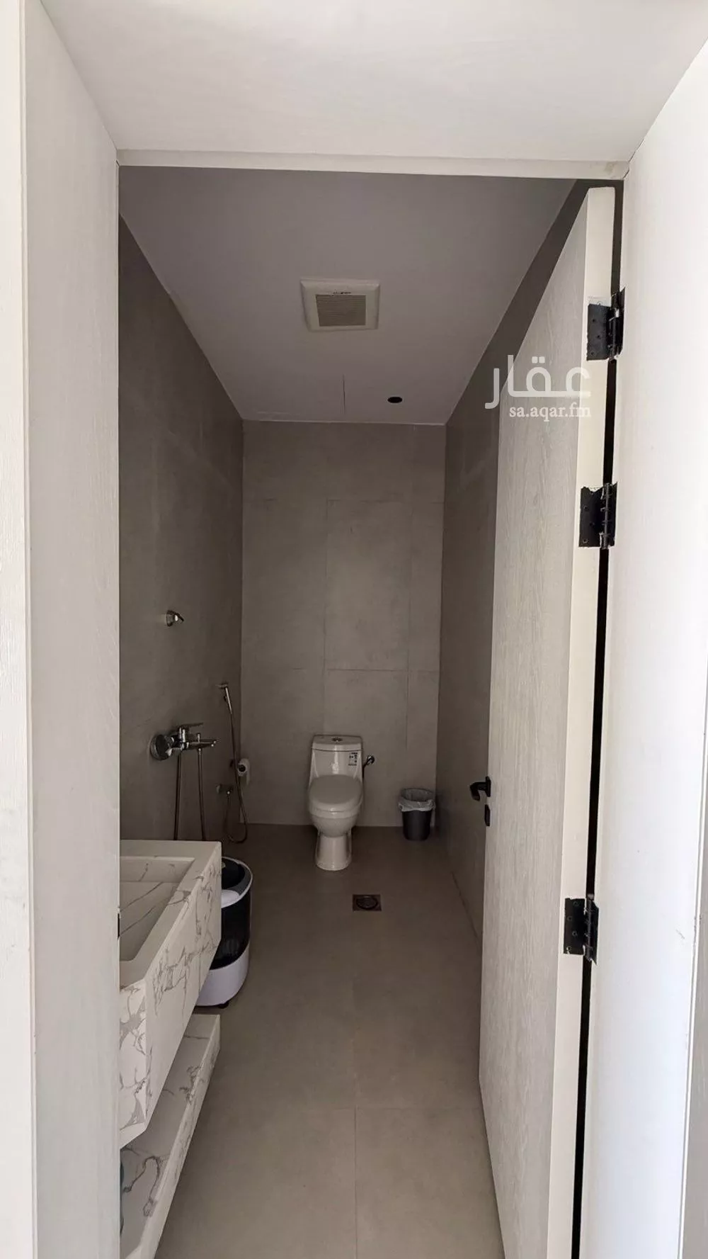 6 bedroom villa in Al Mahdiyyah 21
