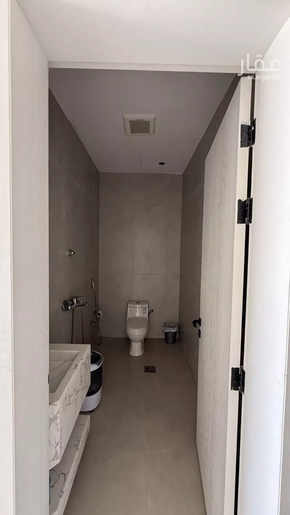 6 bedroom villa in Al Mahdiyyah 24