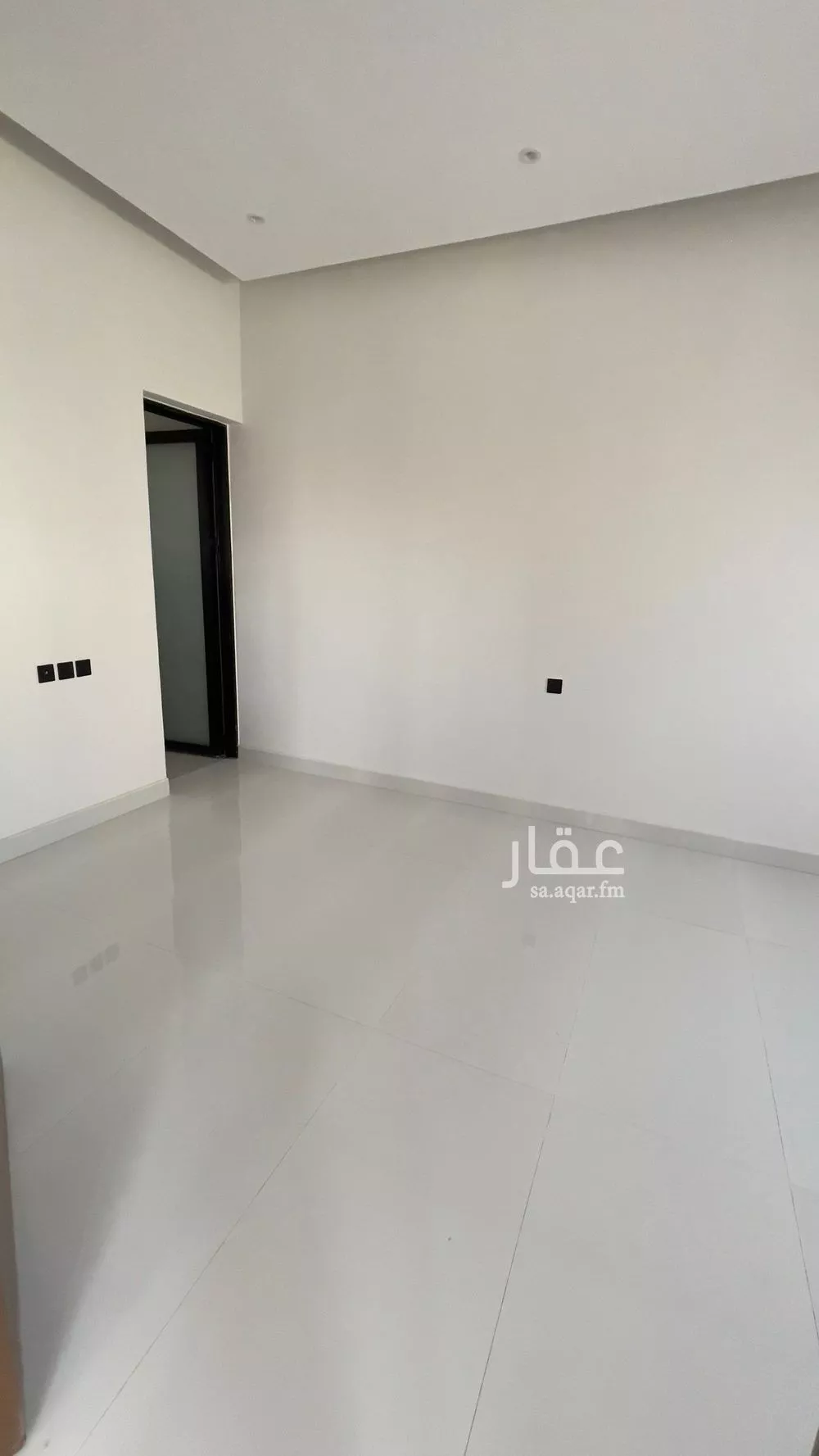 فيلا 6 غرف في المهدية 12