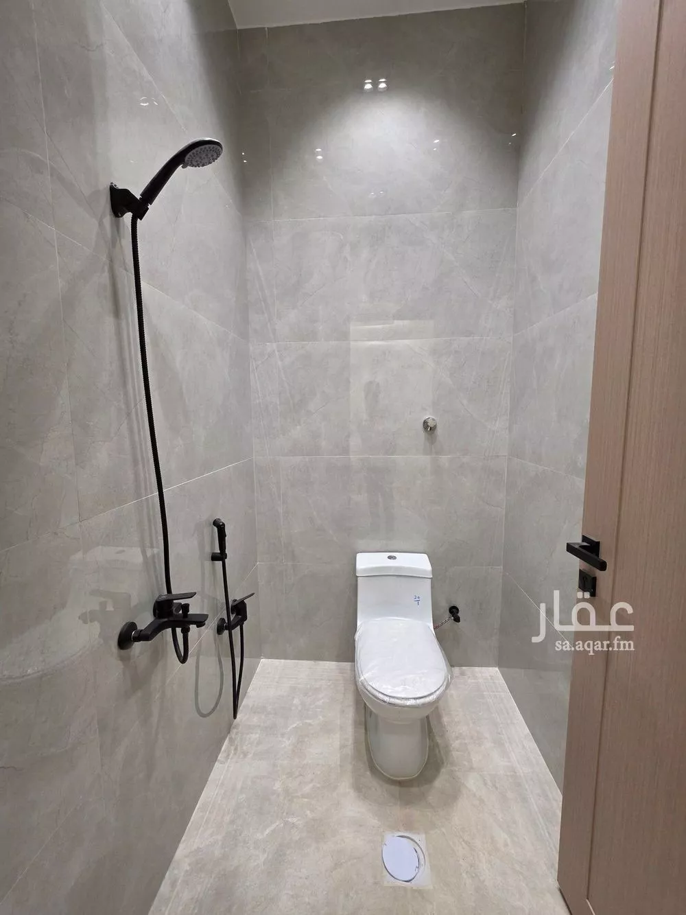 6 bedroom villa in Al Qadisiyah 13