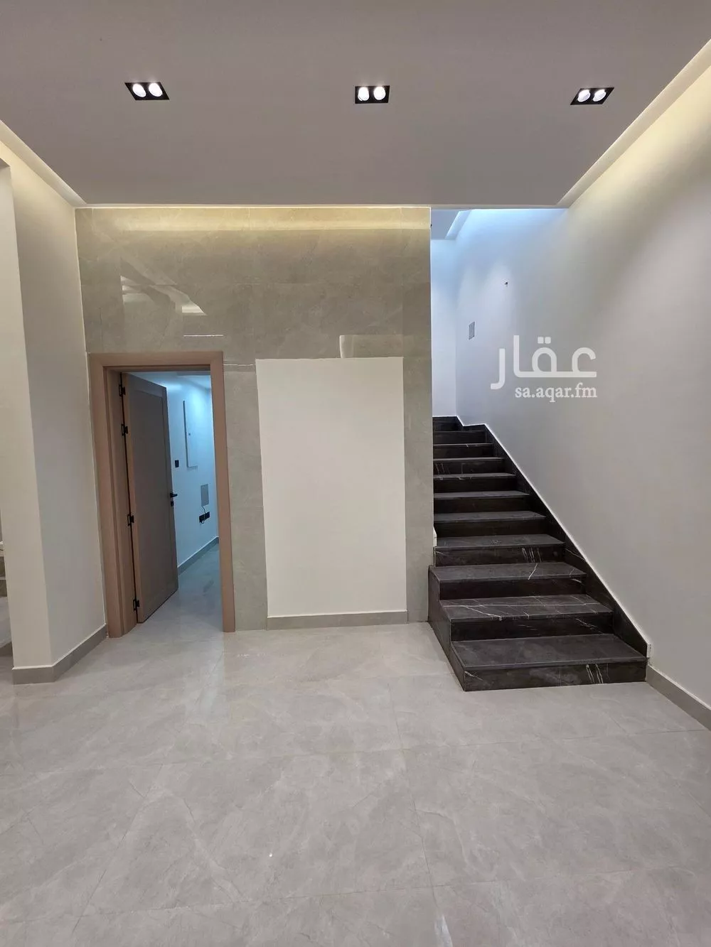 6 bedroom villa in Al Qadisiyah 24