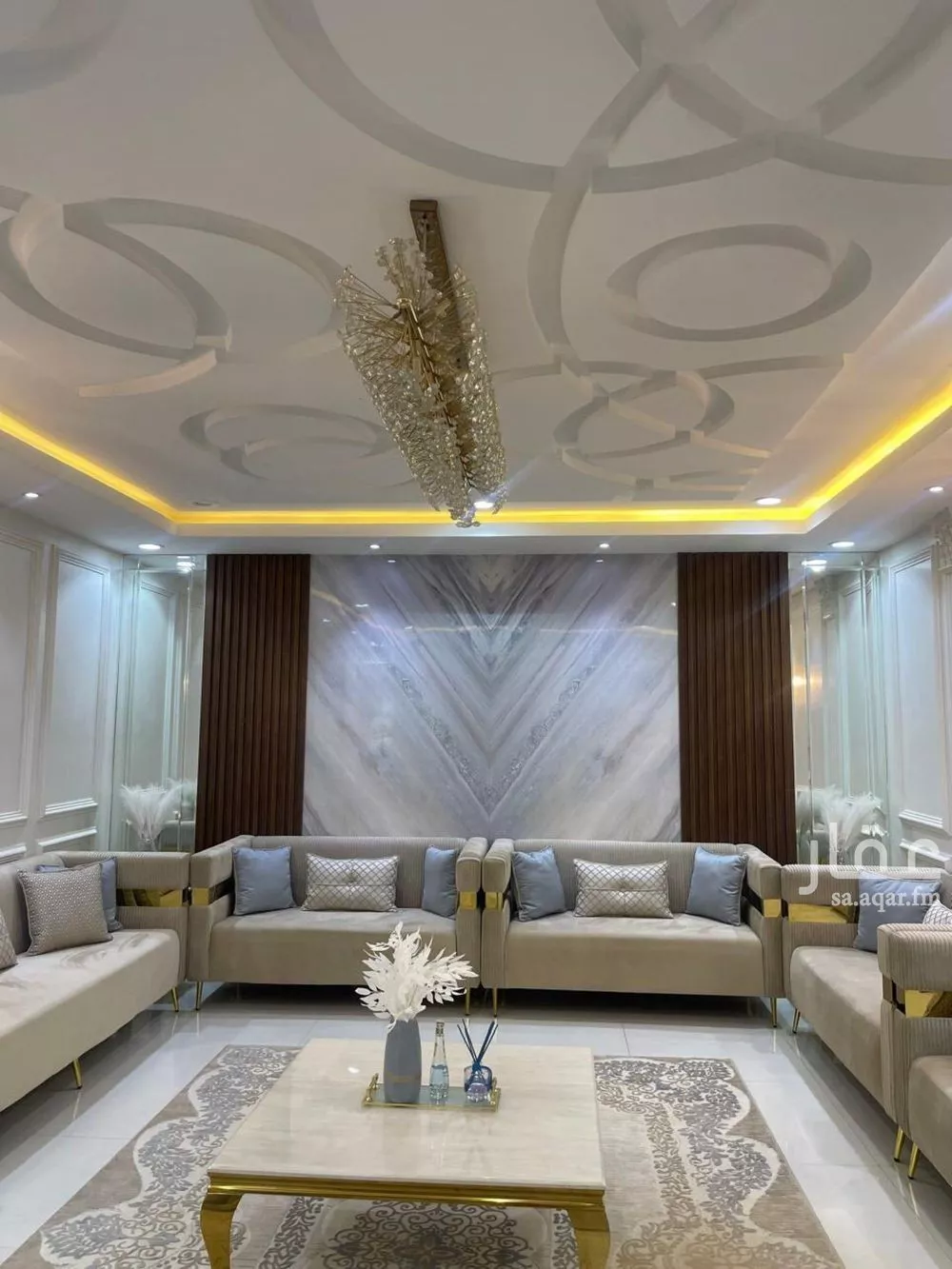 9 bedroom apartment in As Saadah 12