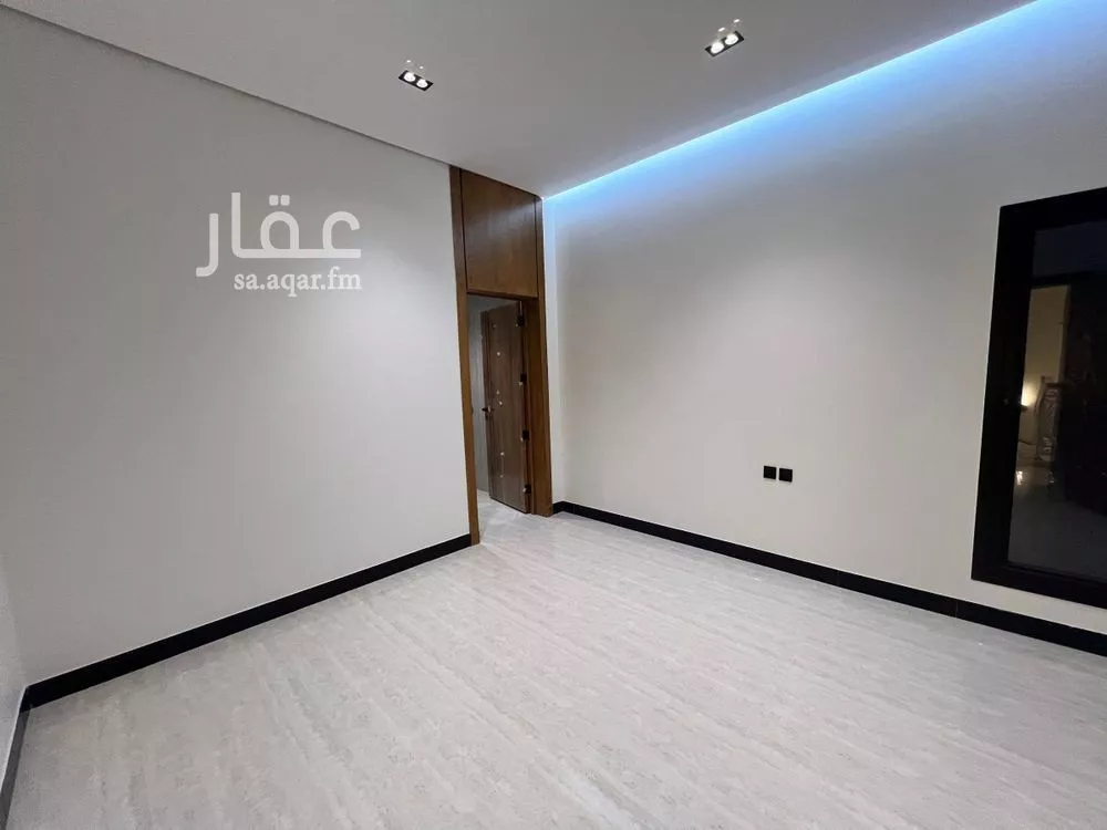فيلا 5 غرف في الرمال 24