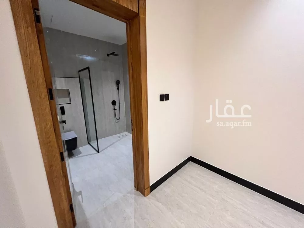 فيلا 5 غرف في الرمال 30