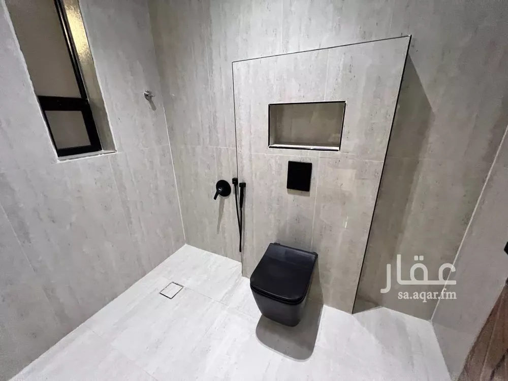 فيلا 5 غرف في الرمال 9