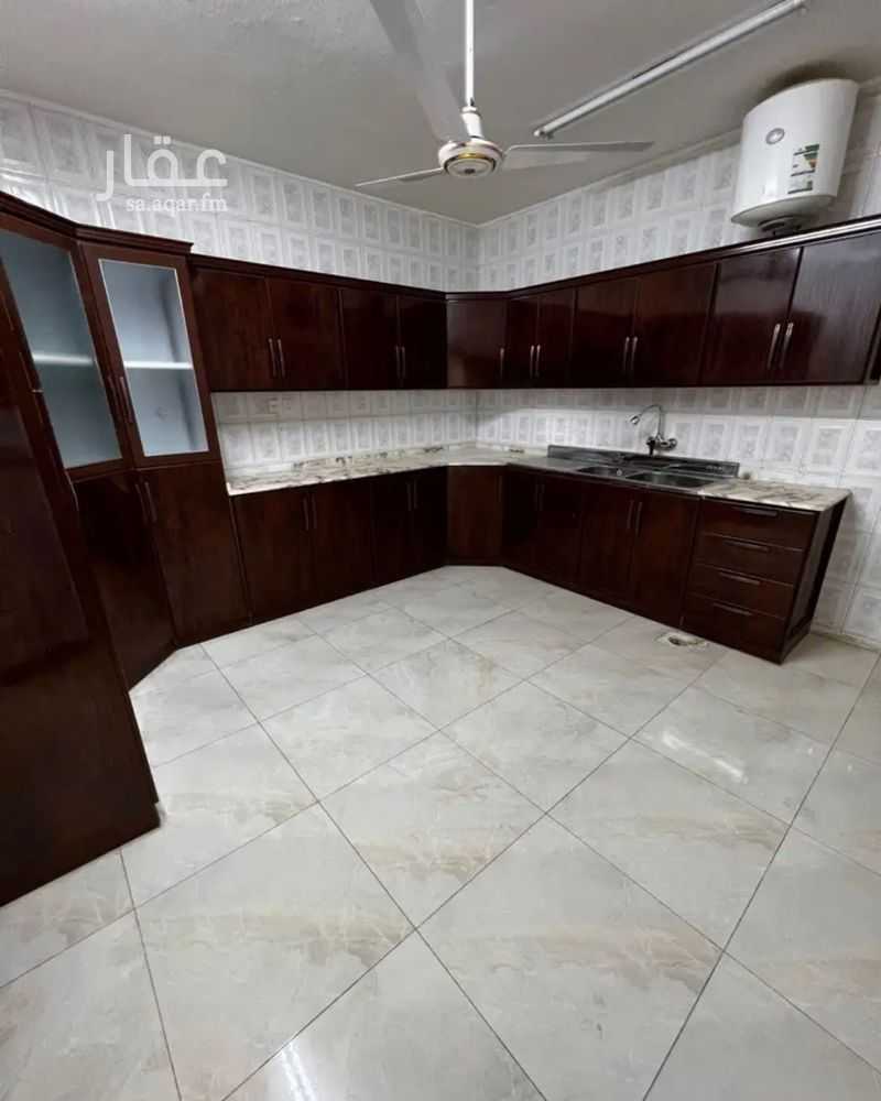 5 bedroom apartment in Al Nahda, Khamis Mushait 10