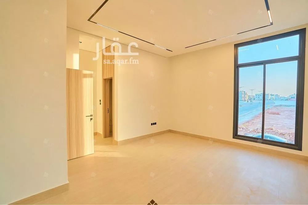 5 bedroom villa in Al Mahdiyyah 7