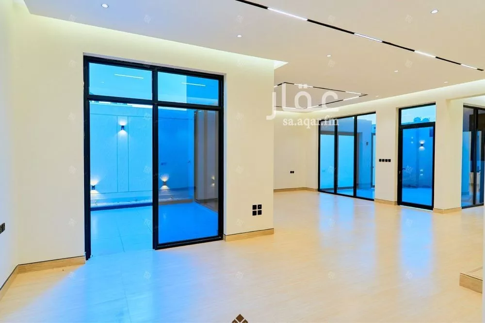 5 bedroom villa in Al Mahdiyyah 21