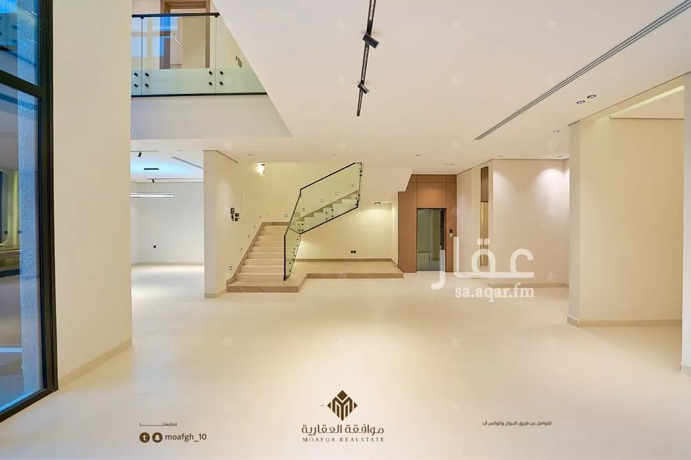 5 bedroom villa in Al Mahdiyyah 22