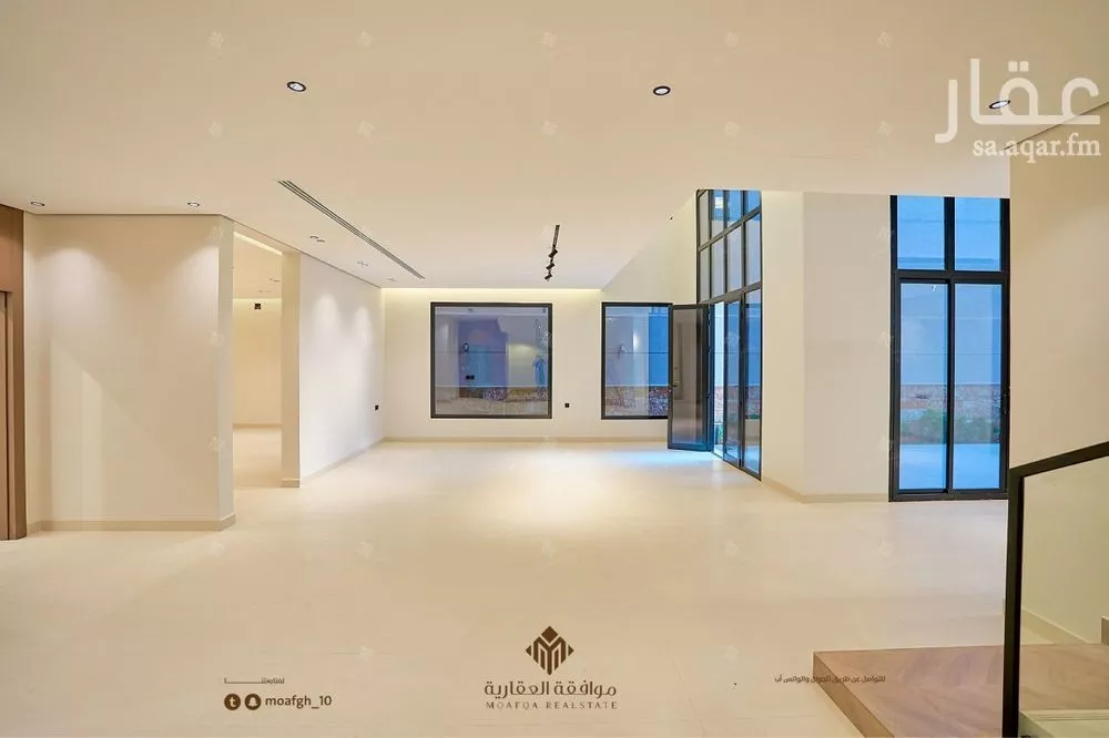 5 bedroom villa in Al Mahdiyyah 8