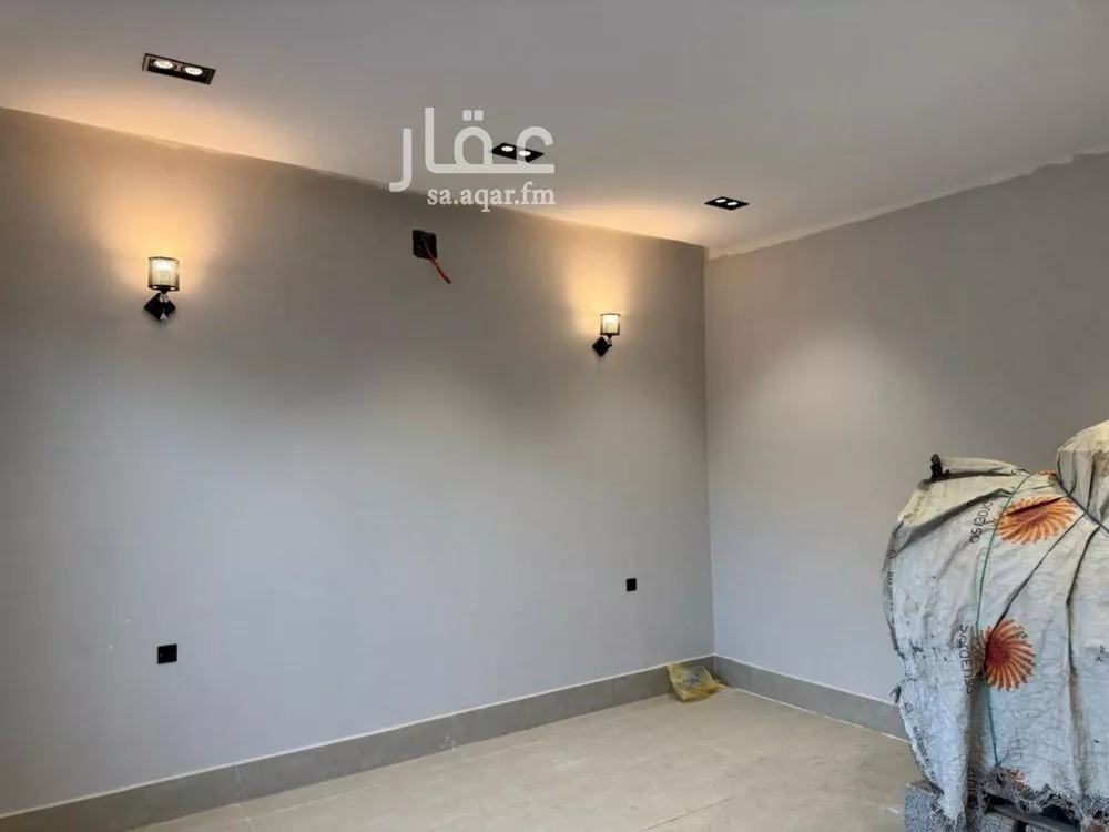 5 bedroom villa in Okaz 12