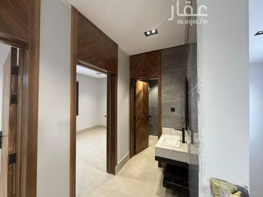 5 bedroom villa in Okaz 14