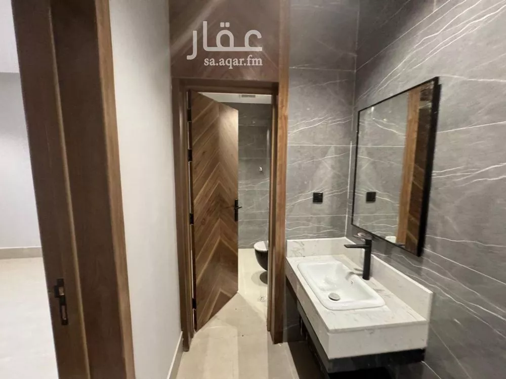 5 bedroom villa in Okaz 18