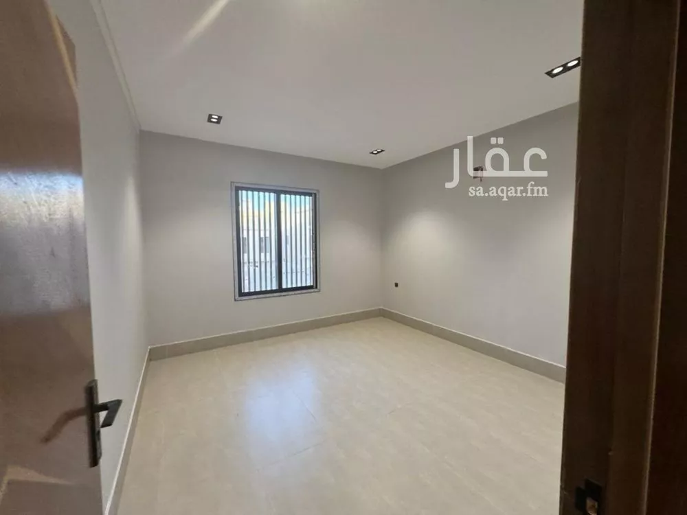 5 bedroom villa in Okaz 19