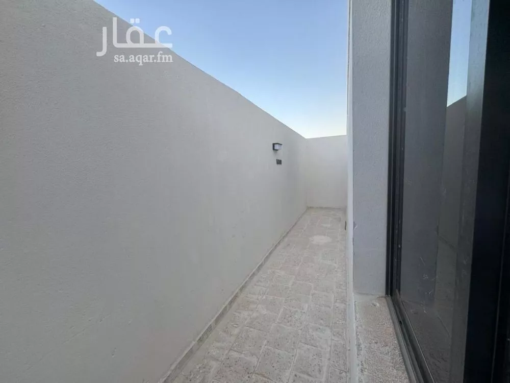 5 bedroom villa in Okaz 23