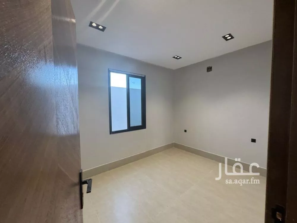 5 bedroom villa in Okaz 5