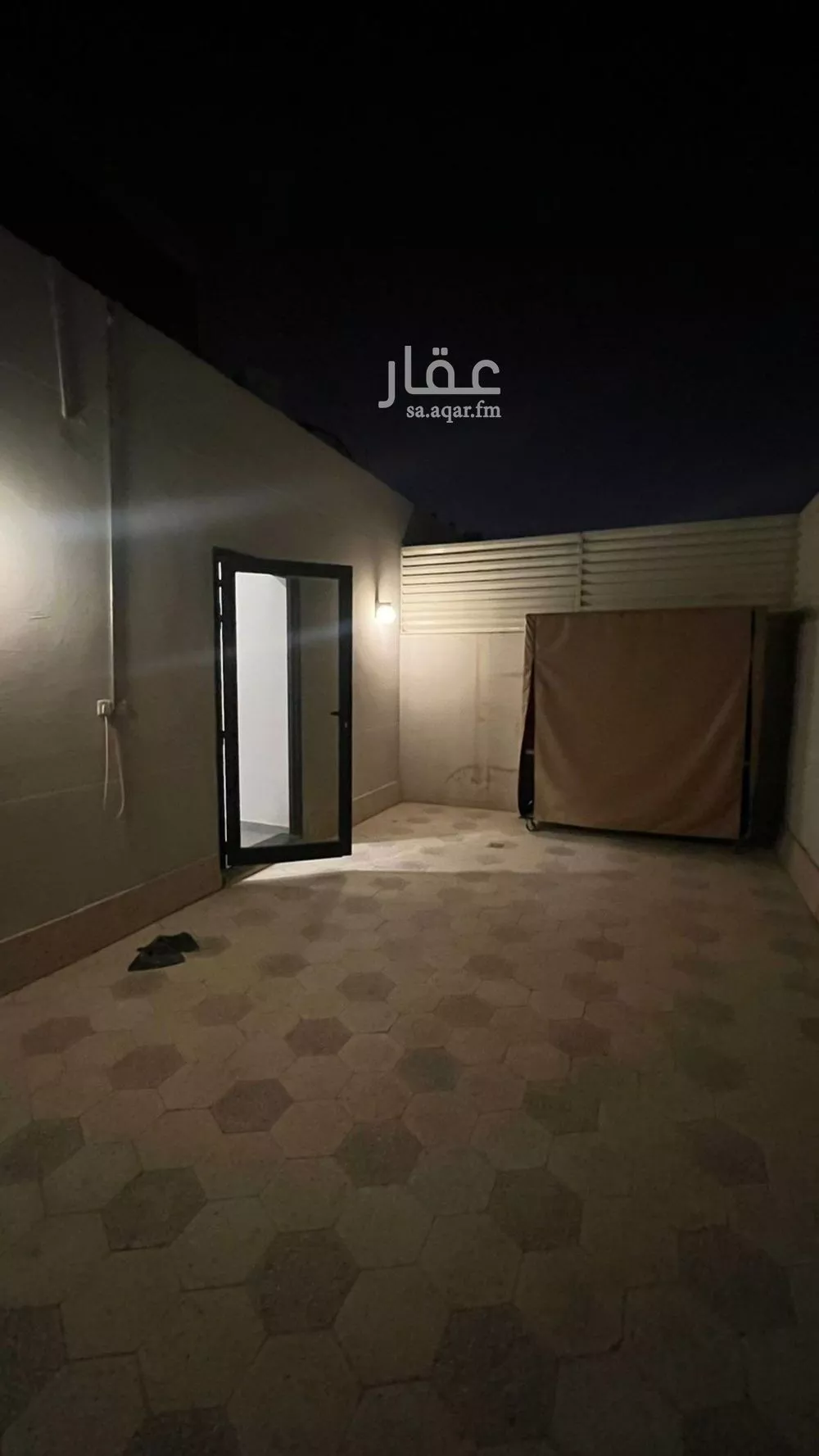 فيلا 4 غرف في العارض 5