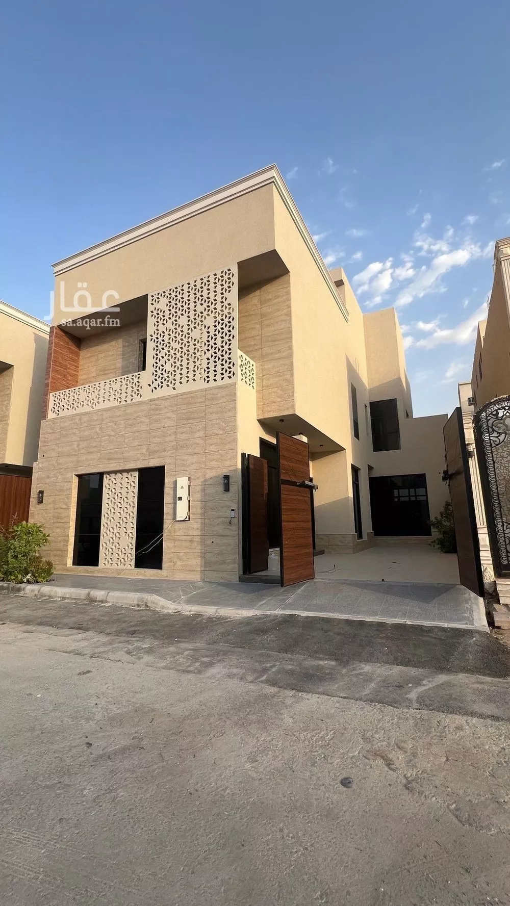 6 bedroom villa in Al Mahdiyyah 2