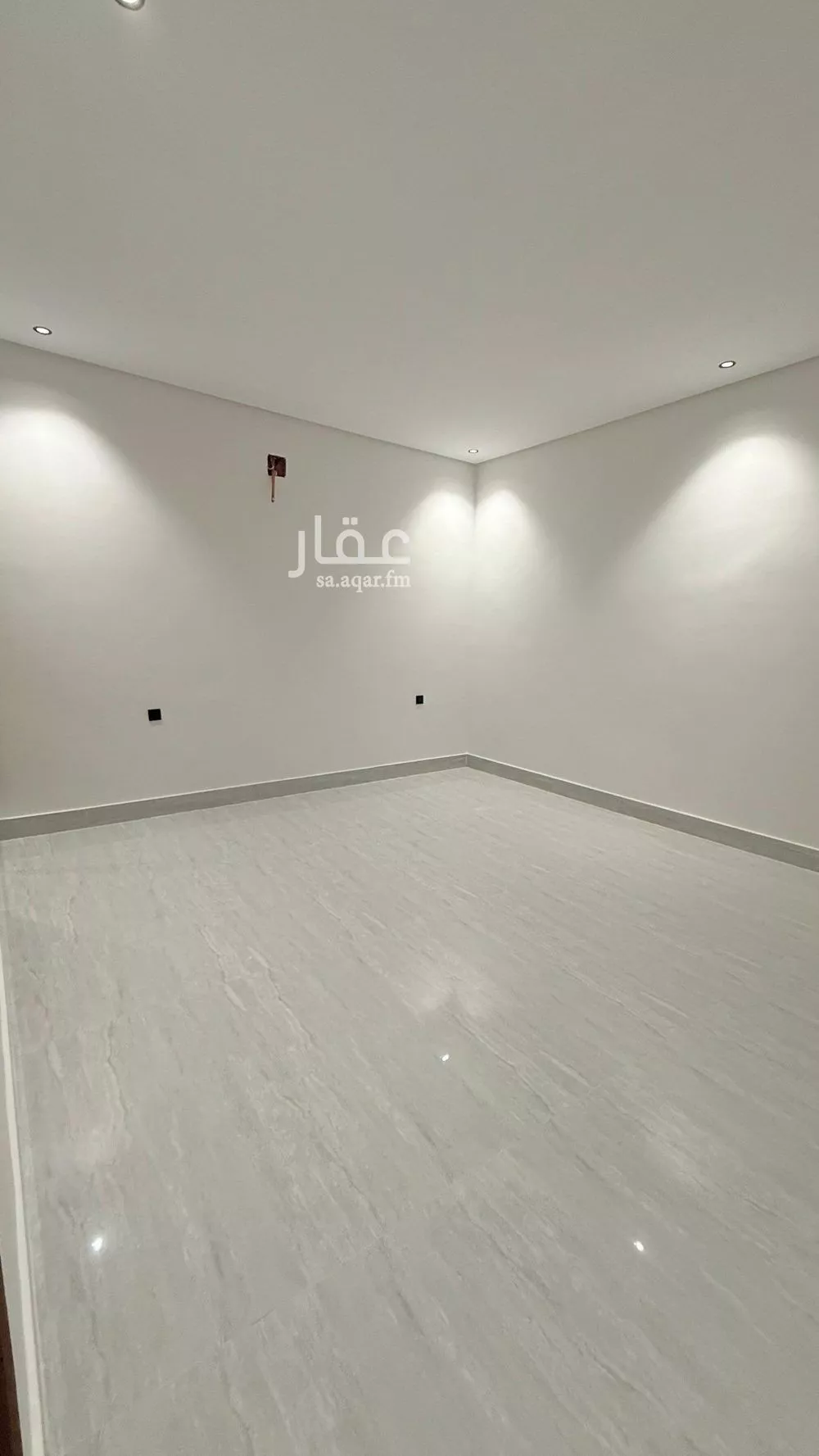 فيلا 6 غرف في طويق 18