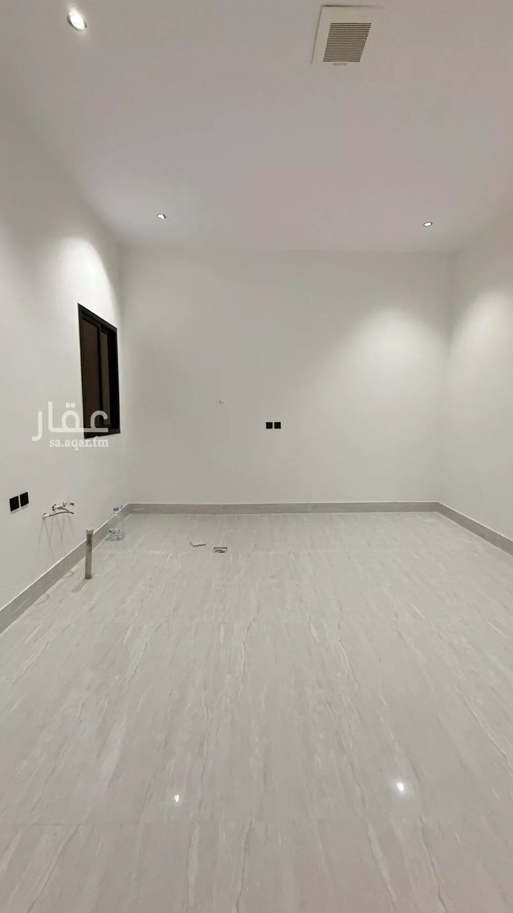 فيلا 6 غرف في طويق 19