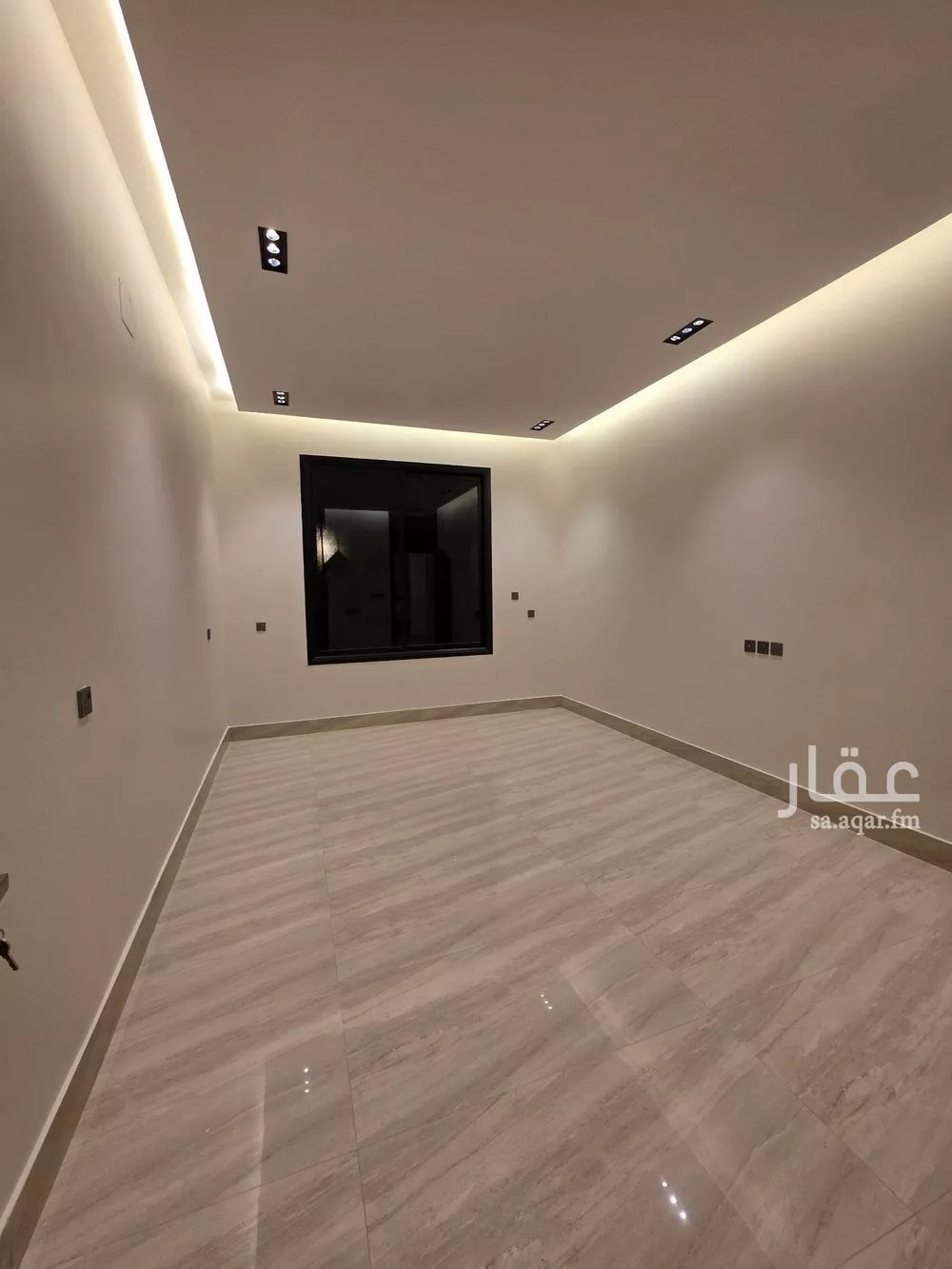 فيلا 5 غرف في الرمال 13