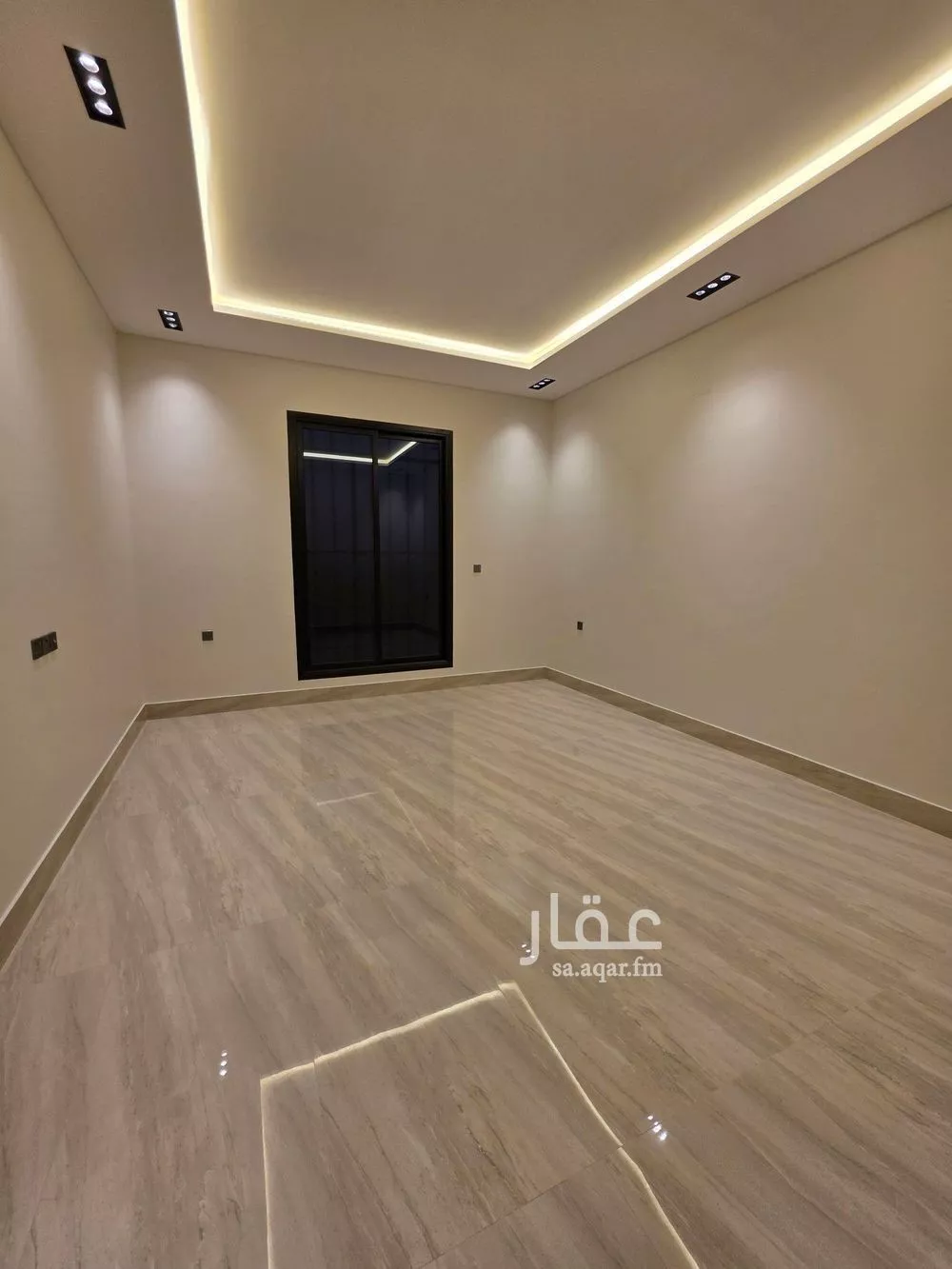 فيلا 5 غرف في الرمال 24