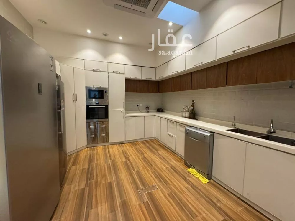 6 bedroom villa in Al Munsiyah 6