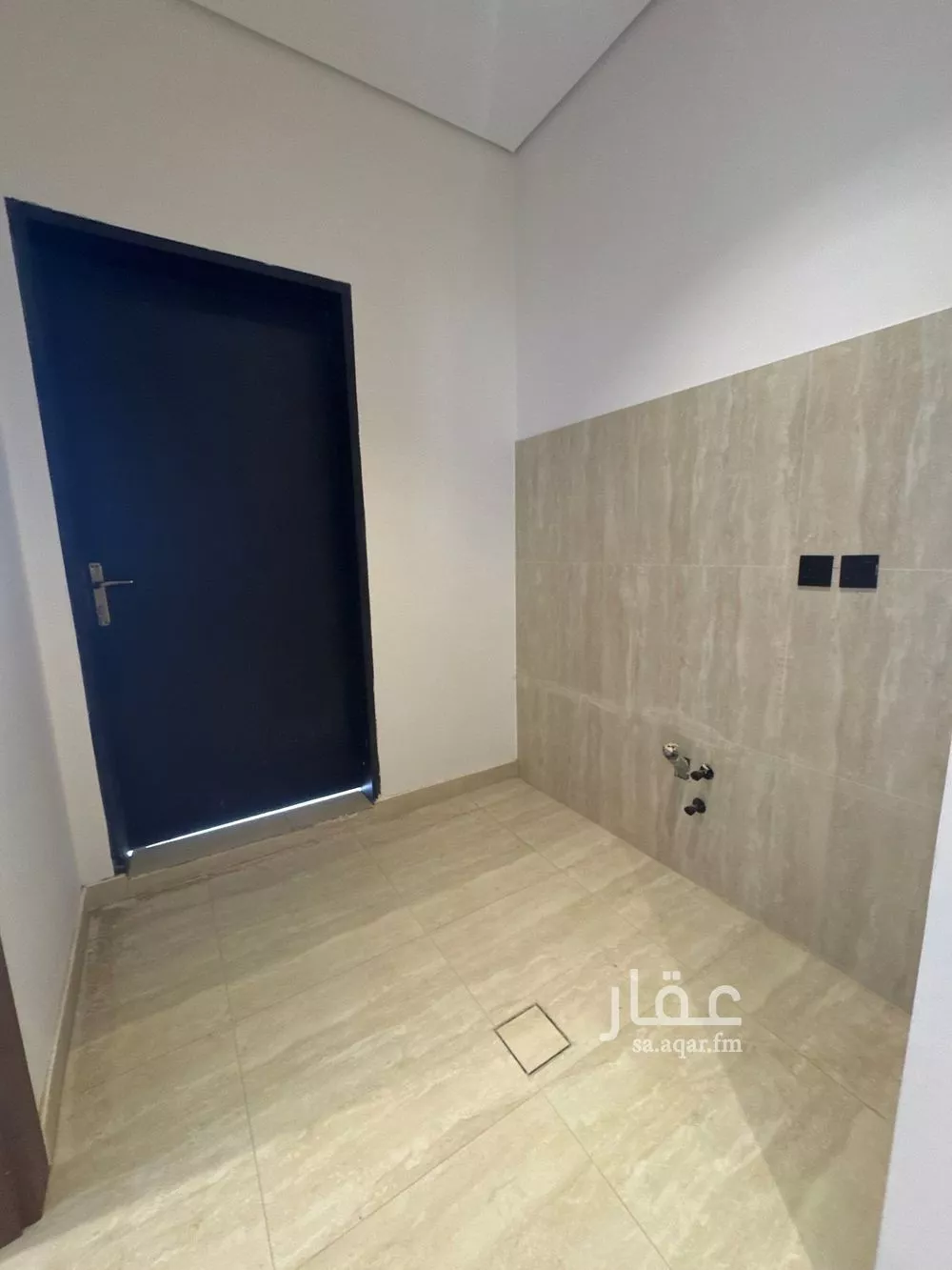 9 bedroom villa in Dhahrat Al Badiah 21