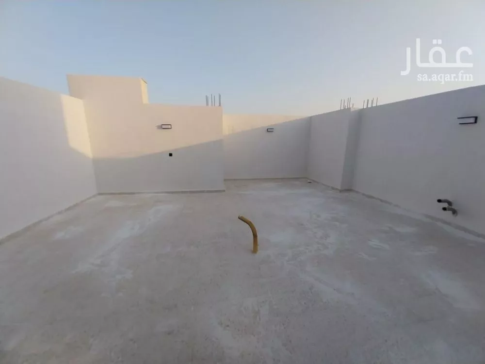 5 bedroom villa in Al Uraija Al Gharbiyah 12