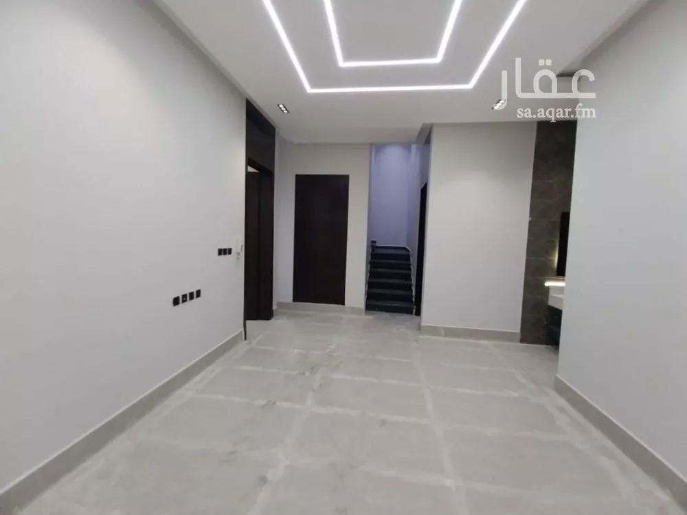 5 bedroom villa in Al Uraija Al Gharbiyah 15