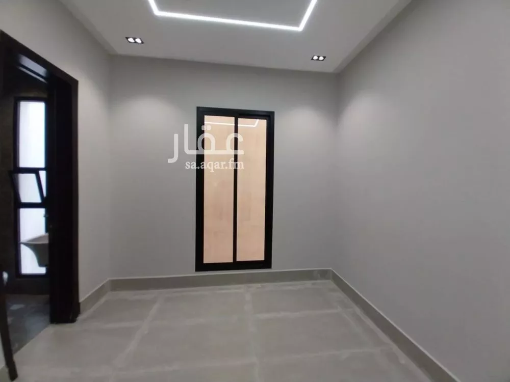 5 bedroom villa in Al Uraija Al Gharbiyah 17