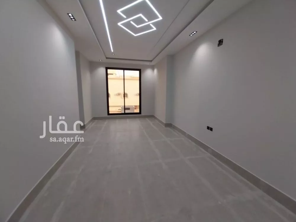 5 bedroom villa in Al Uraija Al Gharbiyah 19