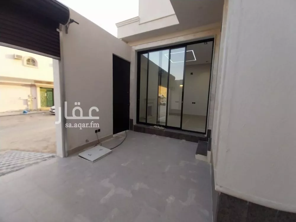 5 bedroom villa in Al Uraija Al Gharbiyah 20