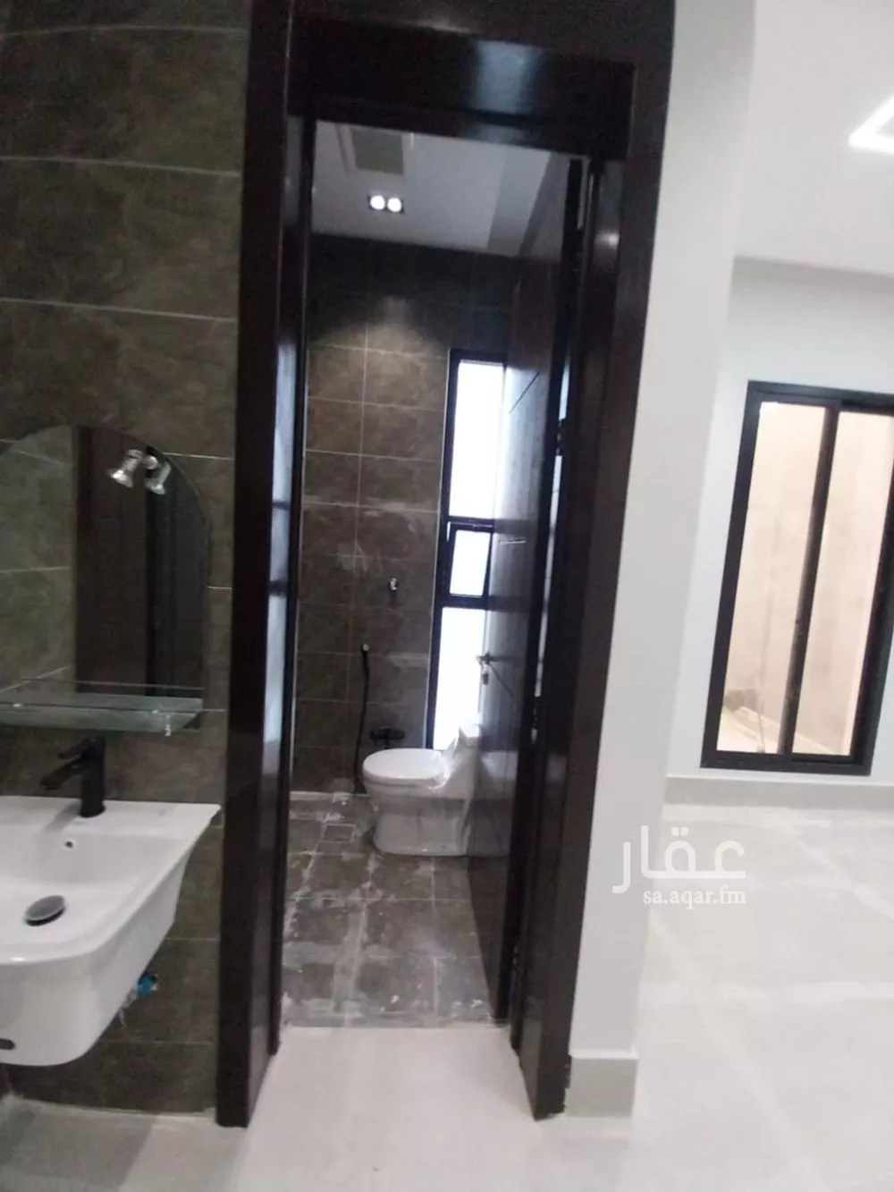 5 bedroom villa in Al Uraija Al Gharbiyah 6