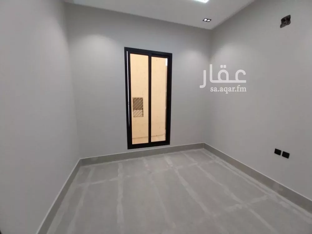 5 bedroom villa in Al Uraija Al Gharbiyah 8