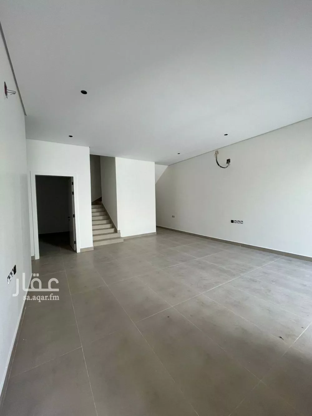 6 bedroom villa in Al Hazm 13