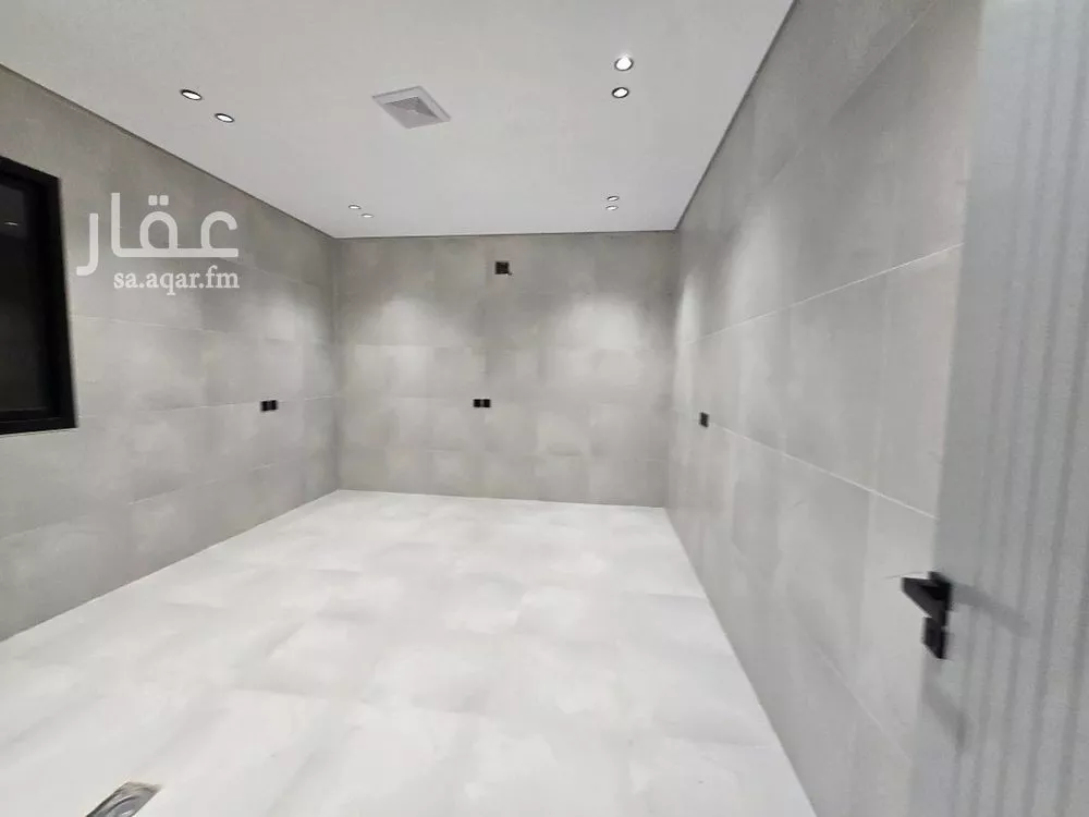 6 bedroom villa in Tuwaiq 6