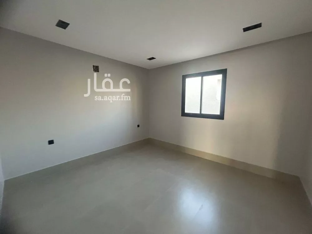 فيلا 5 غرف في العريجاء الغربية 13