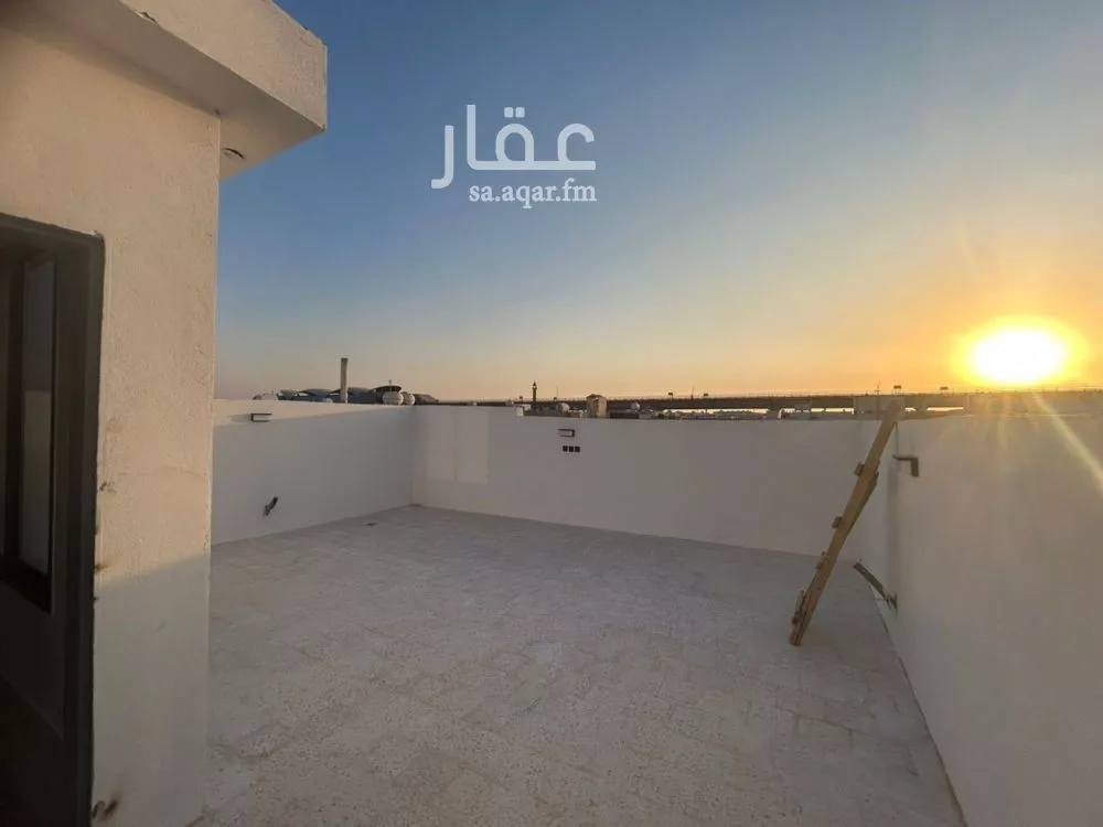 فيلا 5 غرف في العريجاء الغربية 14