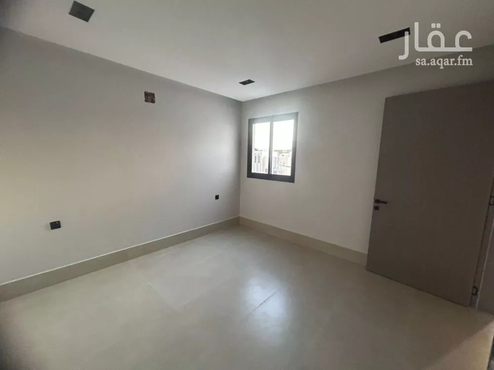 فيلا 5 غرف في العريجاء الغربية 21